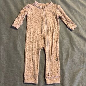 Kyte baby romper